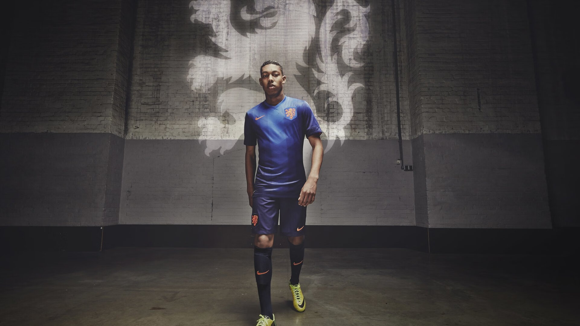 主教练下课前球队表现是否有明显战术信号,主教练上场比赛